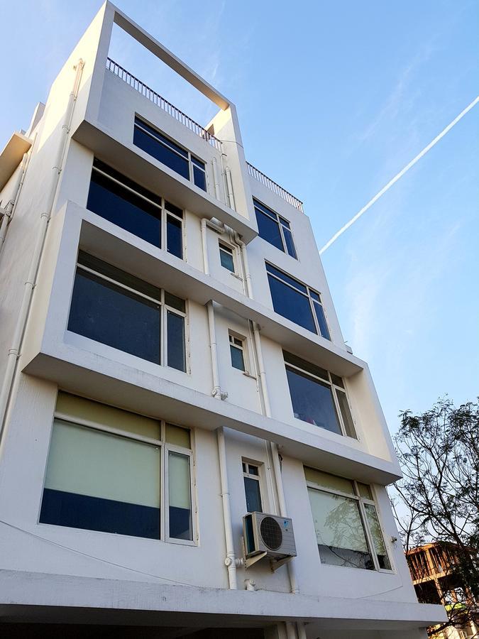 The Pulse Hotel Calcutta Exterior foto